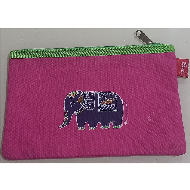Handpainted pouch (pink)
